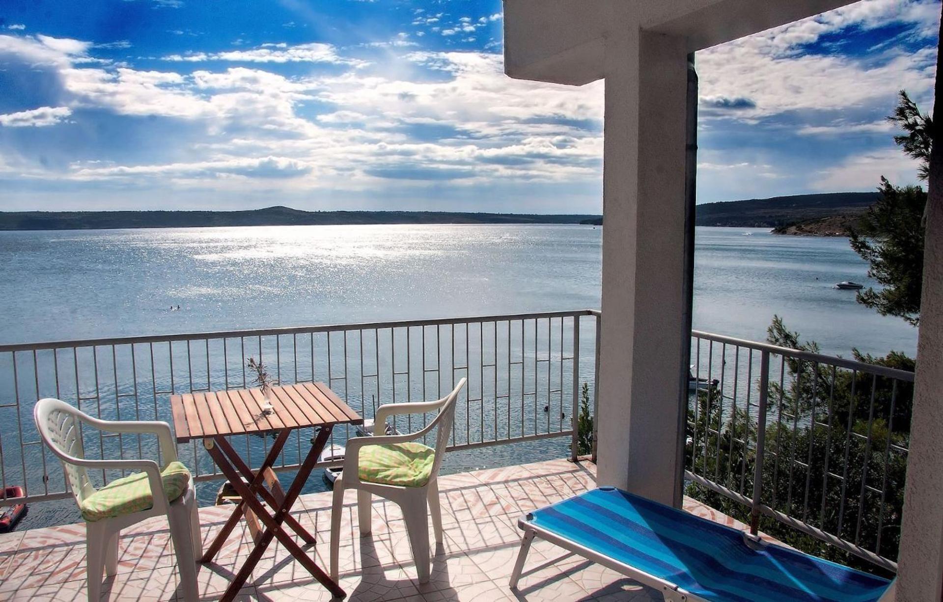 Apartments Dubravko Maslenica Zewnętrze zdjęcie